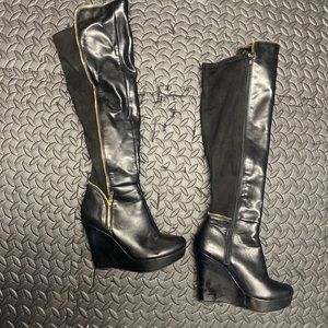 Size 6, knee-high wedge boots, barely worn